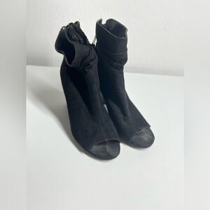 ANA VELOUR ANKLE BOOTS PEEP TOE - BLACK Size 8M